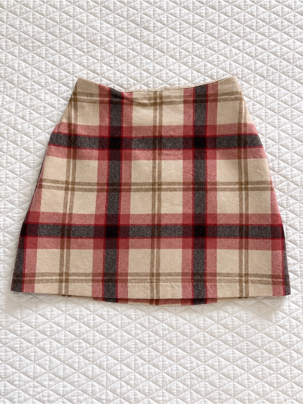 Wilfred Beige Plaid Mini Skirt with pink and Gray-purplish Stripes